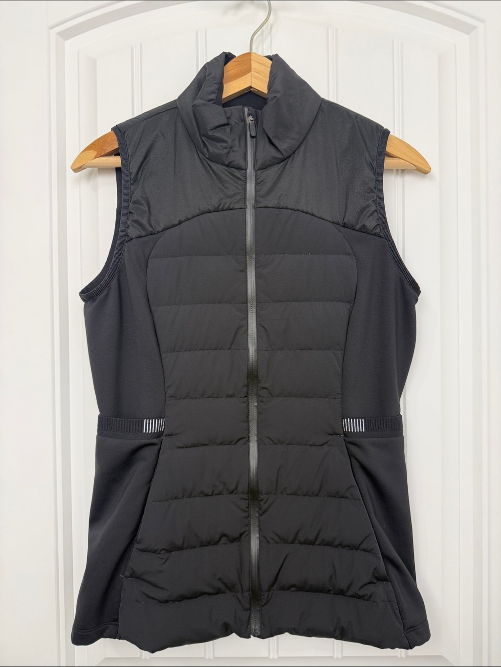 Lululemon Down For It All Vest - Black - Size 8
